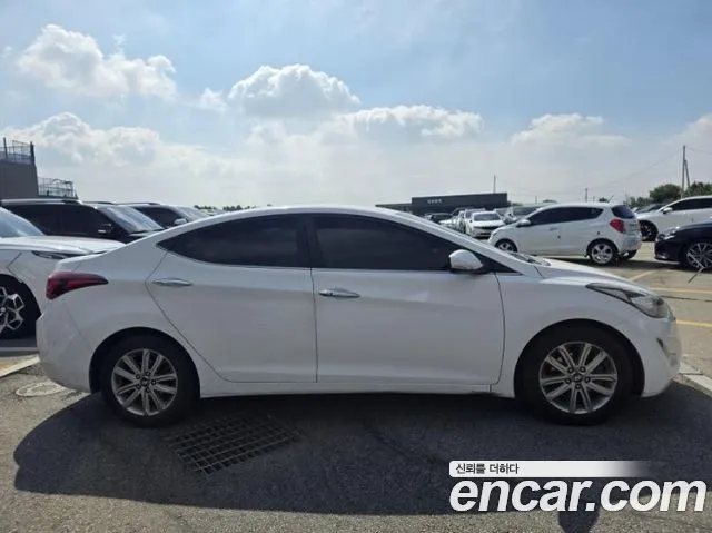 Hyundai Avante 2015 thumb 3