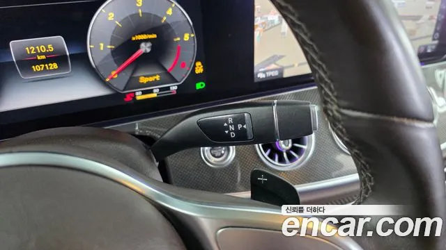 Mercedes-Benz CLS-Class 2019 thumb 9