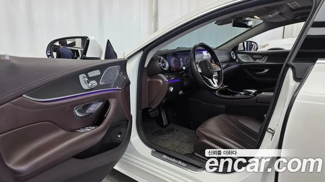 Mercedes-Benz CLS-Class 2019 thumb 10