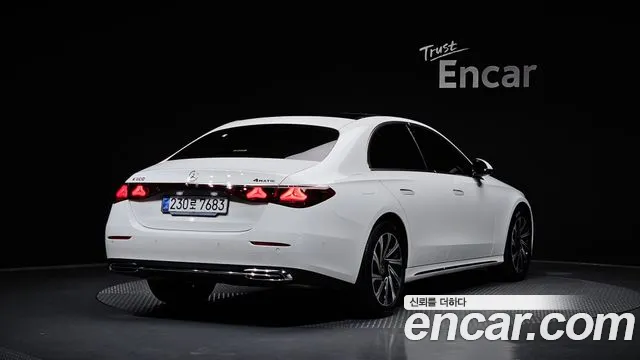 Mercedes-Benz E-Класс 2025 thumb 2