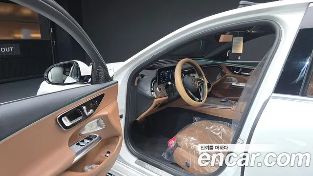 Mercedes-Benz E-Класс 2025 thumb 10