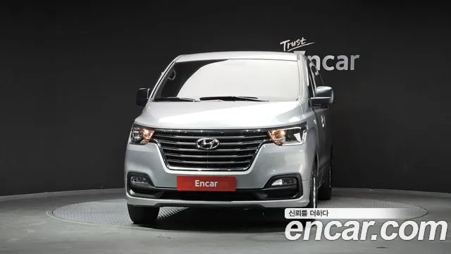 Hyundai Starex 2019 thumb 3