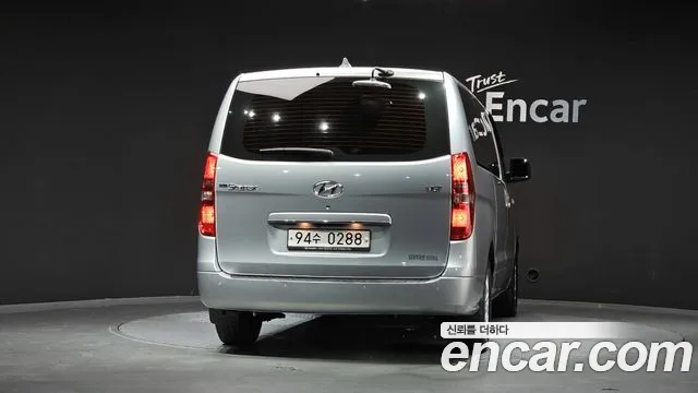Hyundai Starex 2019 thumb 4
