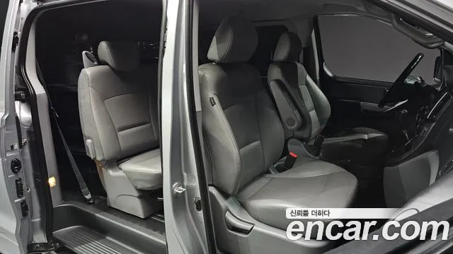 Hyundai Starex 2019 thumb 11