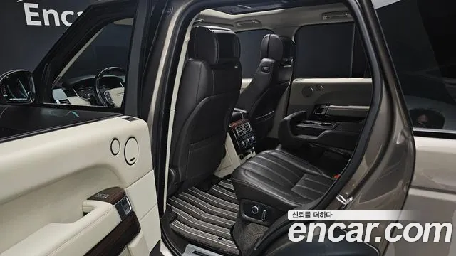 Land Rover Range Rover 2016 thumb 12