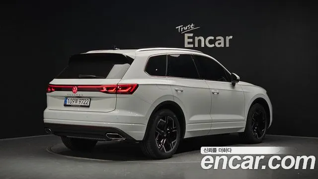 Volkswagen Touareg 2026 thumb 2