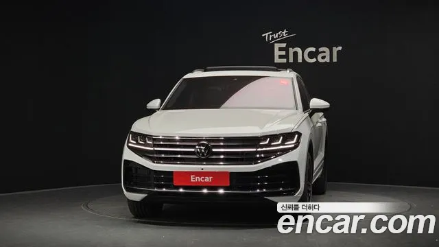 Volkswagen Touareg 2026 thumb 3