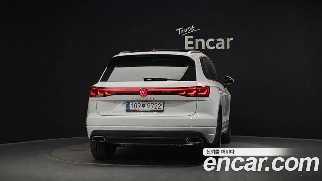 Volkswagen Touareg 2026 thumb 4