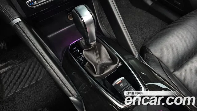 Renault-KoreaSamsung Koleos 2019 thumb 8