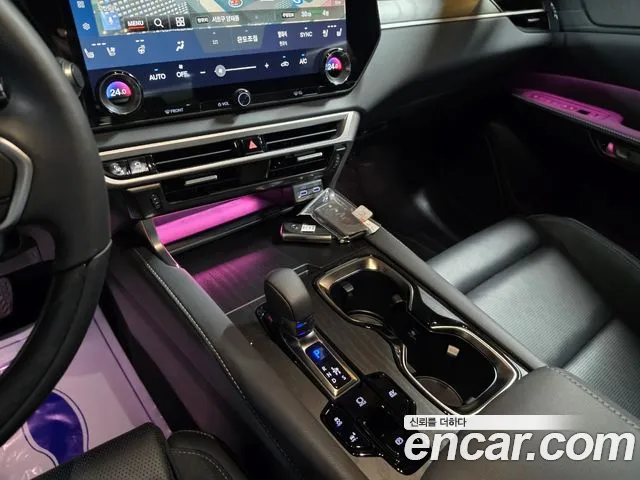 Lexus RX 2025 thumb 9