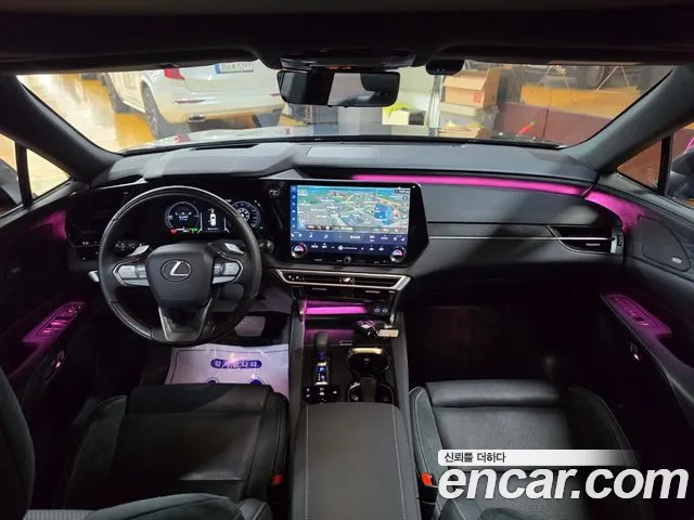Lexus RX 2025 thumb 10