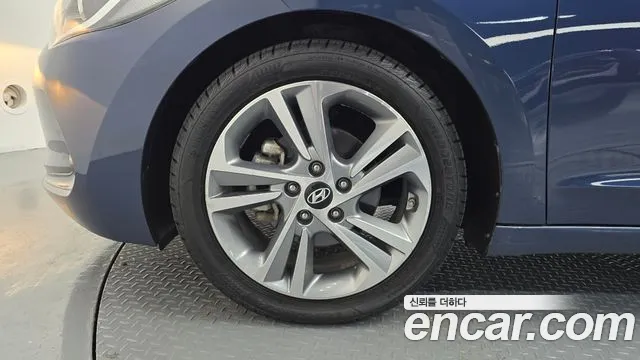 Hyundai Avante 2018 thumb 5