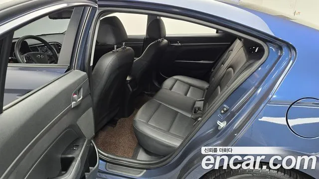 Hyundai Avante 2018 thumb 11