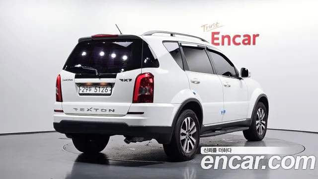 KG_Mobility_Ssangyong Rexton 2013 thumb 2