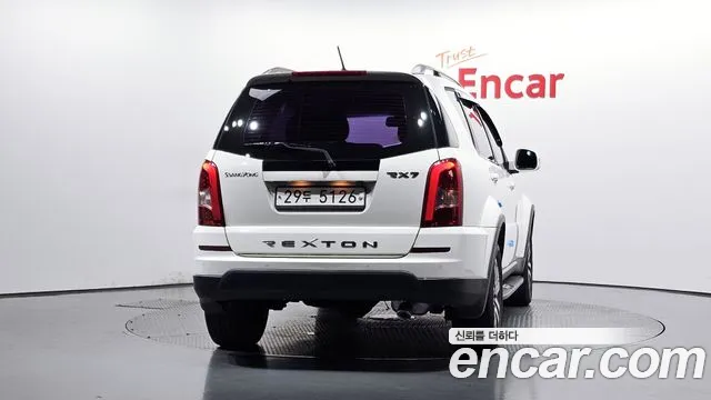 KG_Mobility_Ssangyong Rexton 2013 thumb 4