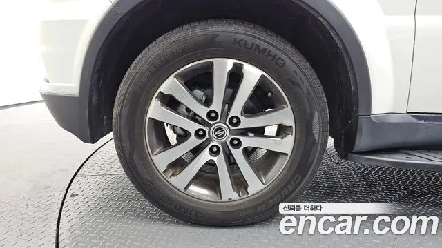 KG_Mobility_Ssangyong Rexton 2013 thumb 5