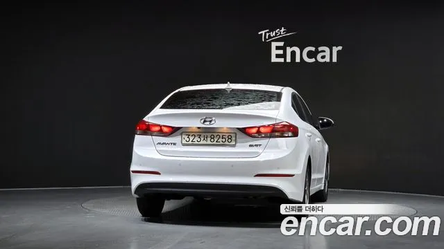 Hyundai Avante 2016 thumb 4
