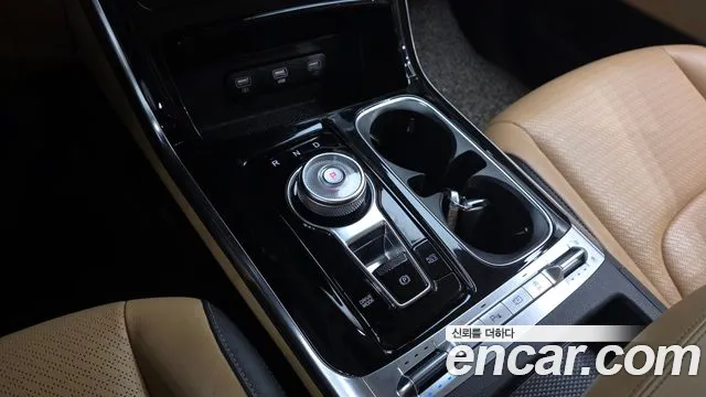 Kia Carnival 2021 thumb 9
