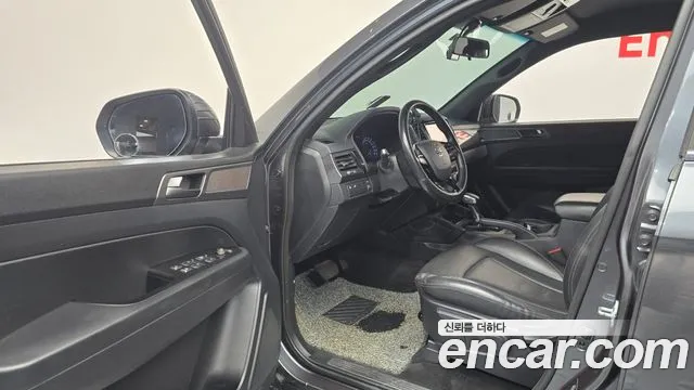 KG_Mobility_Ssangyong Rexton 2021 thumb 9