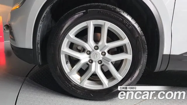 Renault-KoreaSamsung Koleos 2018 thumb 4
