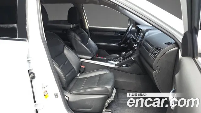 Renault-KoreaSamsung Koleos 2018 thumb 10