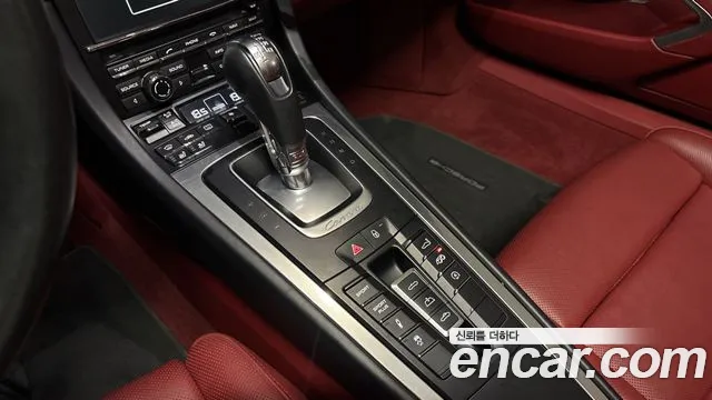 Porsche 911 2014 thumb 6