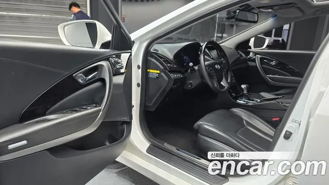 Hyundai Grandeur 2014 thumb 10