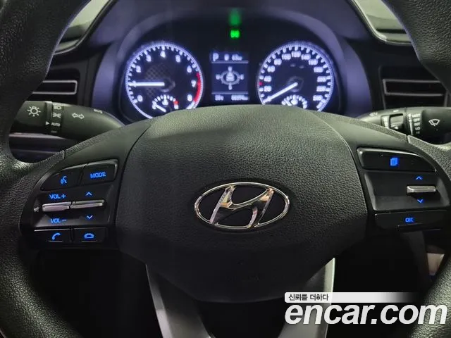 Hyundai Avante 2019 thumb 10