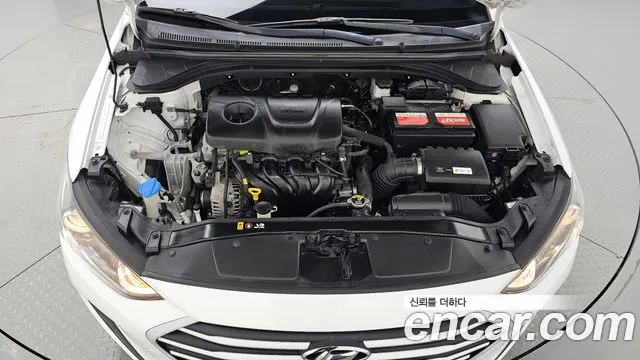 Hyundai Avante 2018 thumb 5