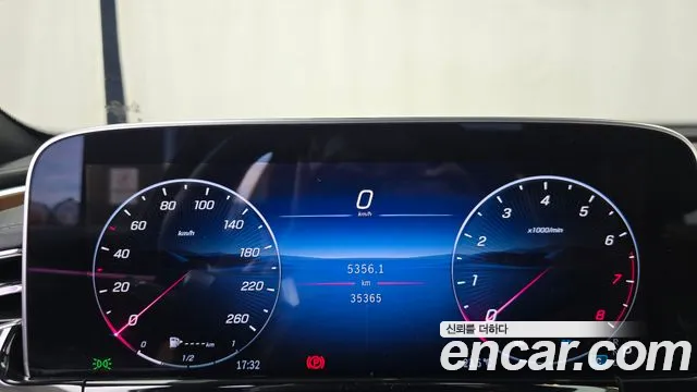 Mercedes-Benz E-Класс 2024 thumb 8