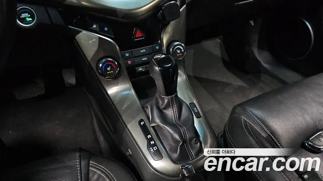 ChevroletGMDaewoo Cruze 2013 thumb 9