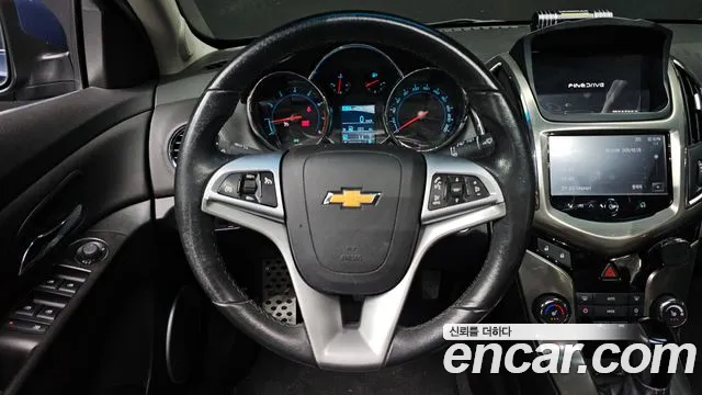 ChevroletGMDaewoo Cruze 2013 thumb 12