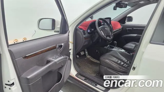Hyundai Santa Fe 2011 thumb 10