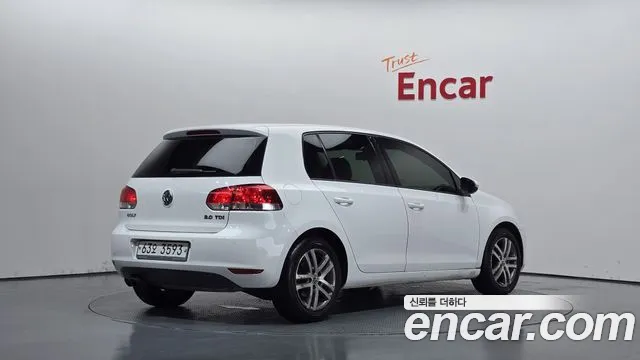 Volkswagen Golf Sportsvan 2010 thumb 2