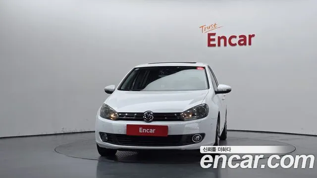 Volkswagen Golf Sportsvan 2010 thumb 3