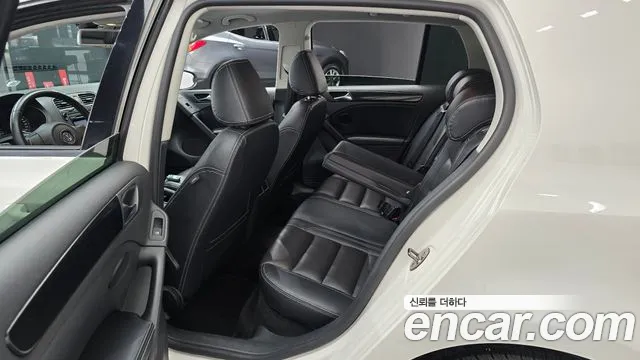Volkswagen Golf Sportsvan 2010 thumb 12