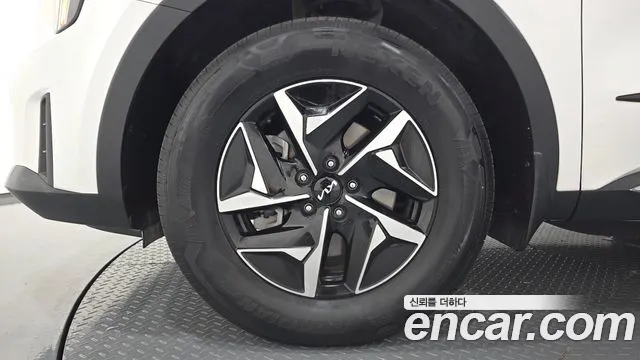 Kia Sorento 2024 thumb 5