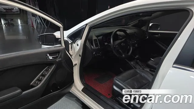 Kia K3 2015 thumb 10