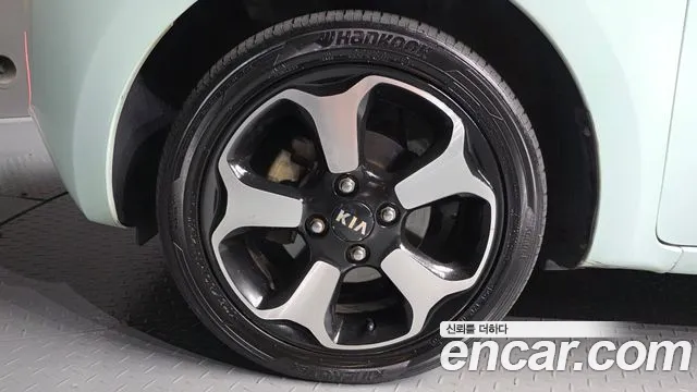Kia Ray 2012 thumb 5