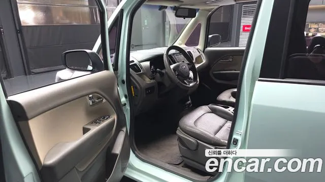 Kia Ray 2012 thumb 10