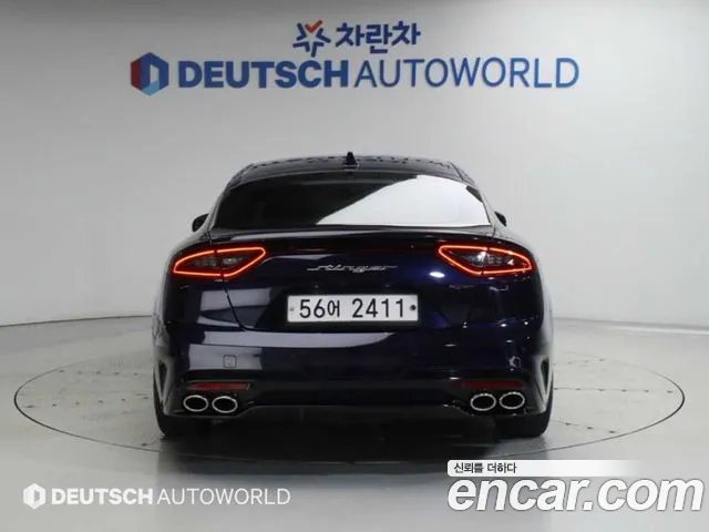Kia Stinger 2019 thumb 4