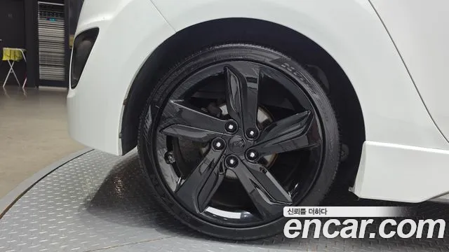 Hyundai Veloster 2013 thumb 5