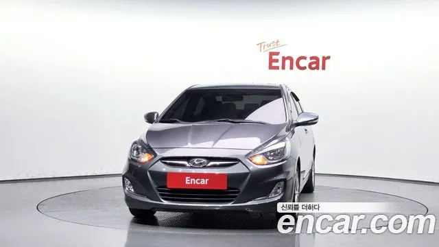 Hyundai Accent 2012 thumb 3