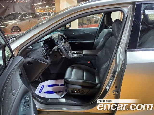 Lexus RX 2025 thumb 10