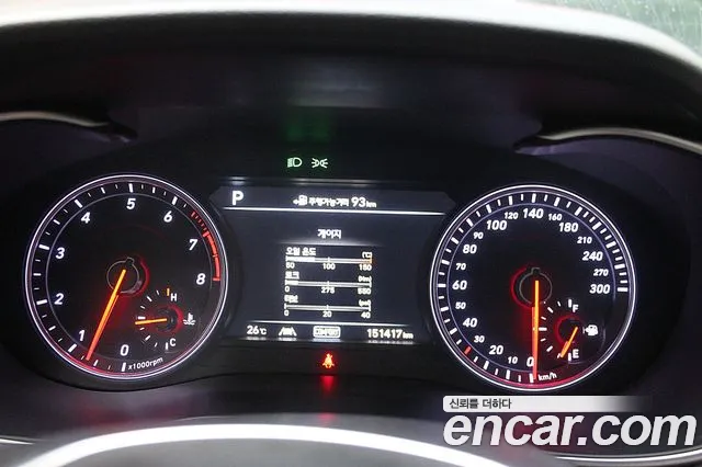 Genesis G70 2018 thumb 6