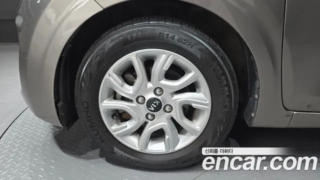 Kia Morning 2018 thumb 5