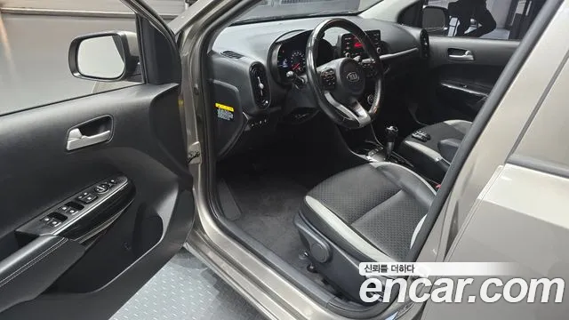 Kia Morning 2018 thumb 10