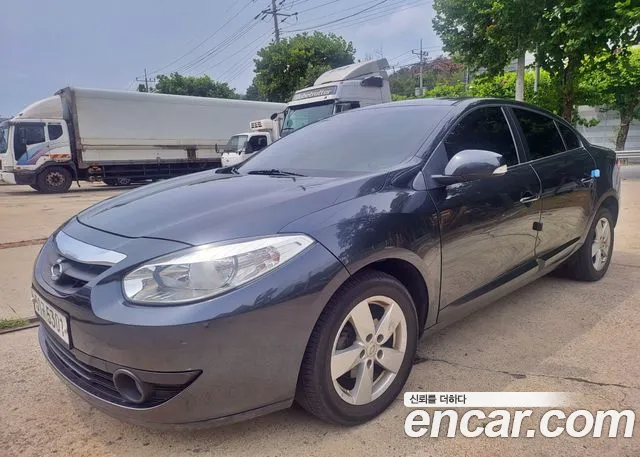 Renault-KoreaSamsung Fluence 2012 thumb 2