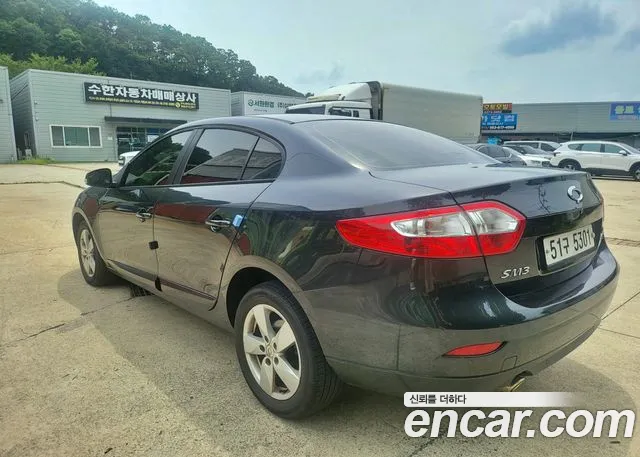 Renault-KoreaSamsung Fluence 2012 thumb 4