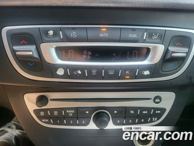 Renault-KoreaSamsung Fluence 2012 thumb 10